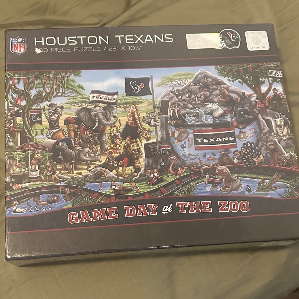 Game Day at the Zoo Puzzle HOUSTON TEXANS 500pc